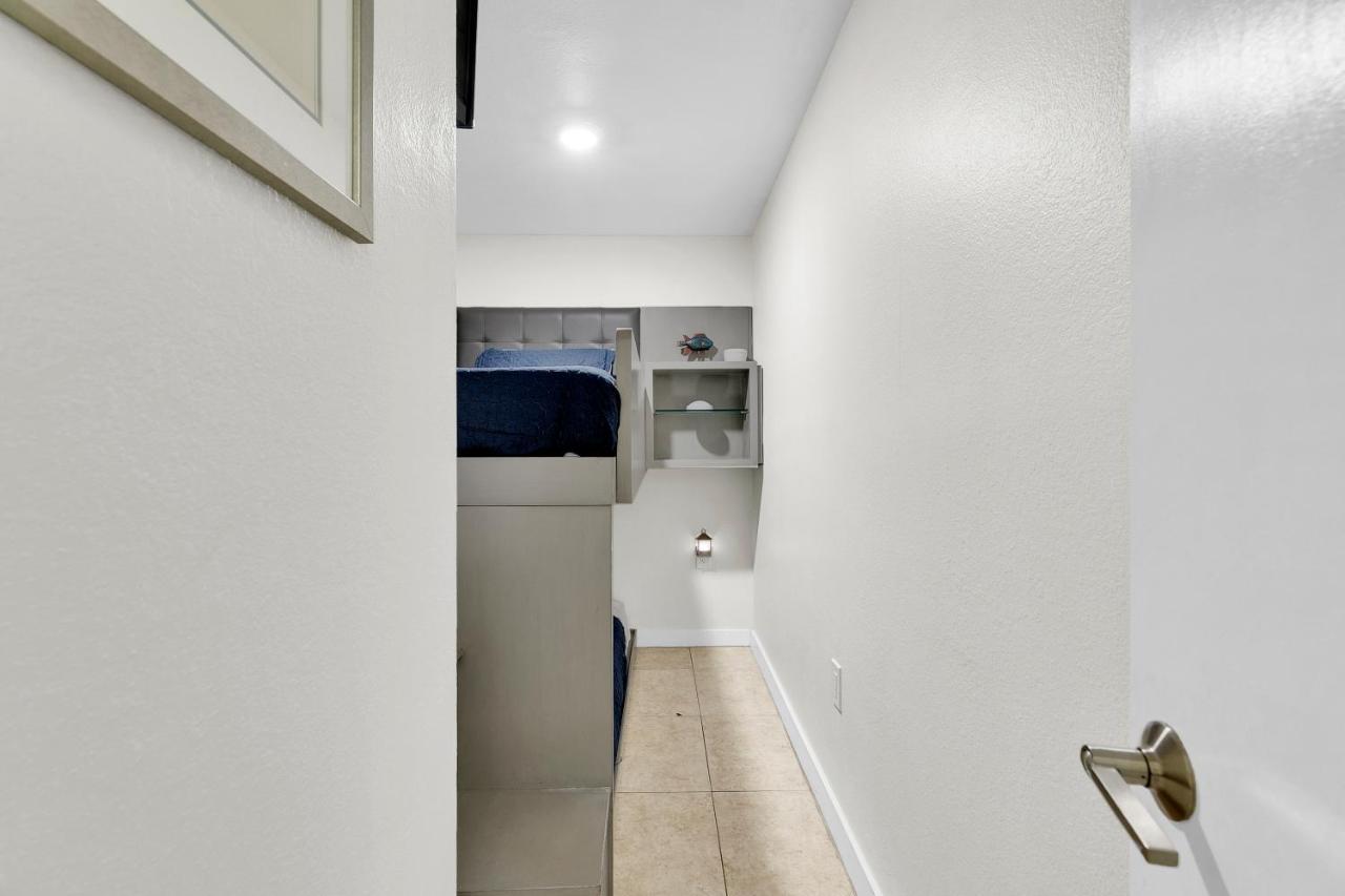Villa Ground Floor And Private Terrace South Padre Island Exterior foto